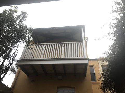 Zaara - Sunshine Coast Guide 3