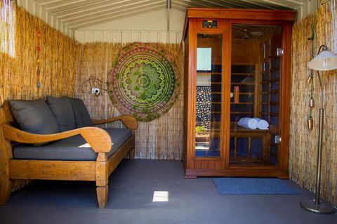 Zen Escape Guest House - Sunshine Coast Guide 2