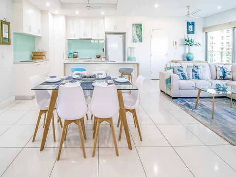 ZEN TOWERS - COZY HOLIDAY HOME For Families In CBD - Sunshine Coast Guide 0