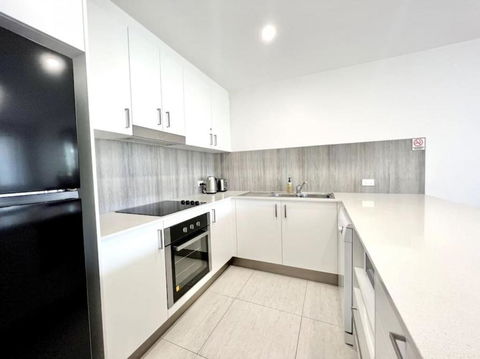 2NA At The Doorstep Of Hastings Street 2 Bedroom - Sunshine Coast Guide 4