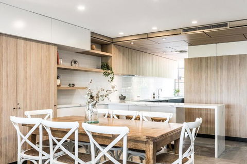 A Perfect Stay - 11 James Cook Apartments - Sunshine Coast Guide 4