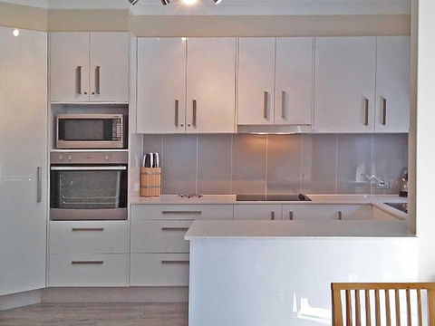 Adriana 3 Unit With A Backyard - Sunshine Coast Guide 0