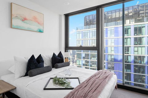 A Cozy & Comfy 2BR Apt Up In The Clouds Near CBD - Sunshine Coast Guide 4
