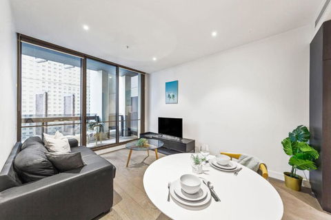 A Cozy & Lovely 2BR Apt Near Melbourne Central - Sunshine Coast Guide 2