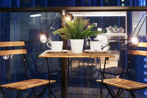 A Cozy & Stylish 2BR Suite In Melbourne CBD - Sunshine Coast Guide 1