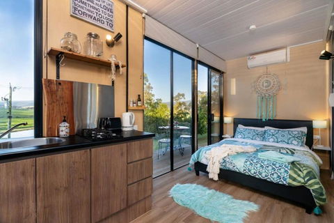 A Dam Good View By Tiny Away - Sunshine Coast Guide 4