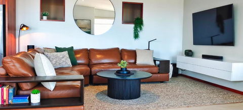 A La Plage Beach House - Sunshine Coast Guide 4