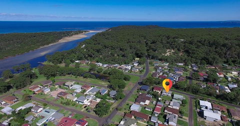 A Lyttle Bit Of Paradise - Sunshine Coast Guide 0