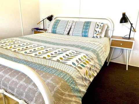A Magic Shack - Relax, Recharge, Frolic & Fish - Sunshine Coast Guide 4