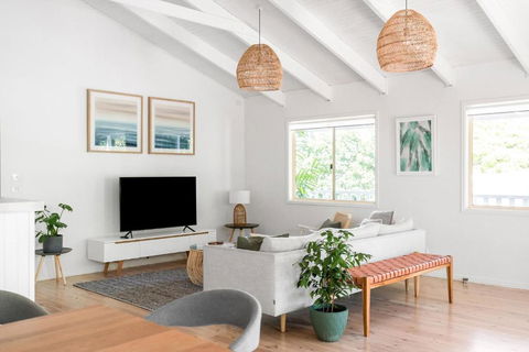 A Perfect Stay - Hummingbird - Sunshine Coast Guide 4
