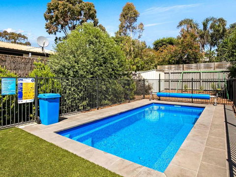 A Perfect Ten - Sunshine Coast Guide 0