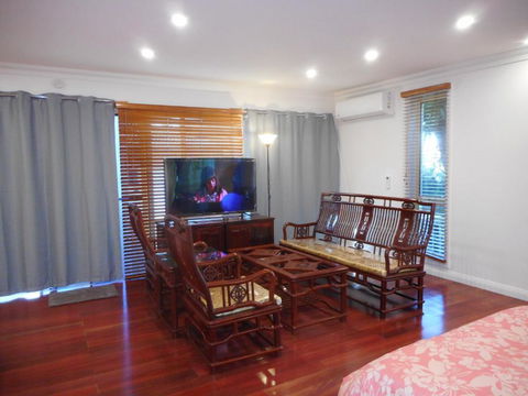 A Spacious Holiday Suite - Sunshine Coast Guide 0