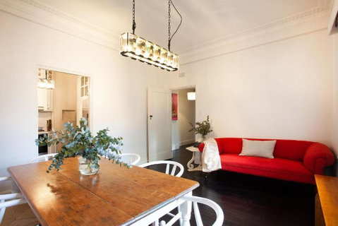 A Touch Of Pink, Bellevue Hill IH - Sunshine Coast Guide 4