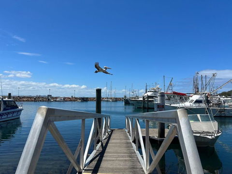 A Yachtsmans Rest Unit 3 37 Victoria Parade - Sunshine Coast Guide 0
