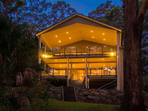 A Yarraangunthi - Sunshine Coast Guide 1