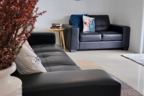 Abode On Market In The Heart Of Woolgoolga - Sunshine Coast Guide 1