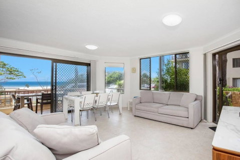 Absolute Beachfront Apartment! - Sunshine Coast Guide 3