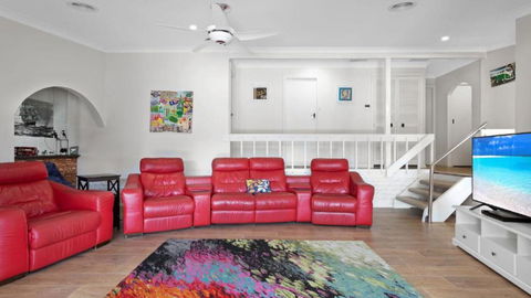 Absolute River Front House - Sunshine Coast Guide 2