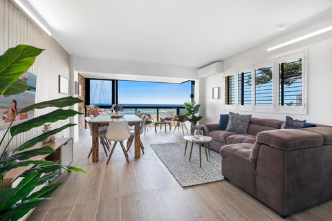 Absolutly Beachfront Surfers Paradise, Pure Shores! - Sunshine Coast Guide 1