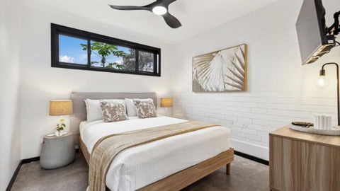 Accessible With Style! Sleeps 4, Pet - Friendly - Sunshine Coast Guide 3