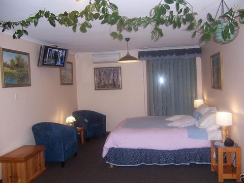 Adelaide Hills B&B Accommodation - Sunshine Coast Guide 4
