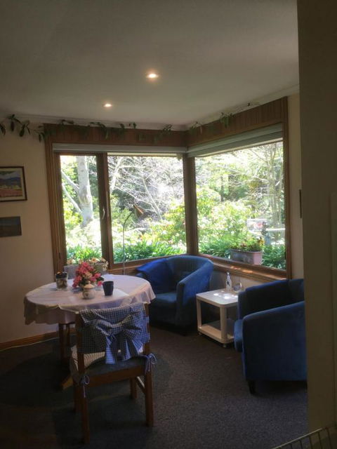 Adelaide Hills B&B Accommodation - Sunshine Coast Guide 2