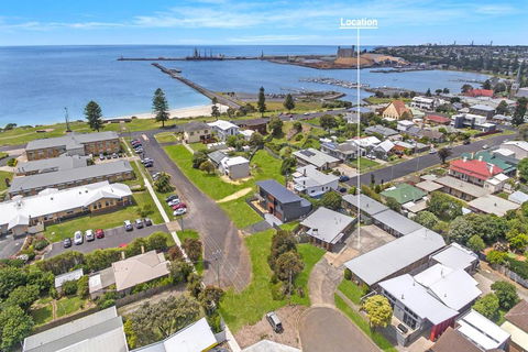 Admella Motel - Sunshine Coast Guide 3