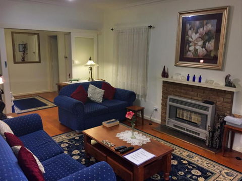 Admurraya House Bed & Breakfast - Sunshine Coast Guide 0