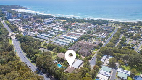 Affordable, Pet Friendly, Pool, Tennis, Beach - Sunshine Coast Guide 1
