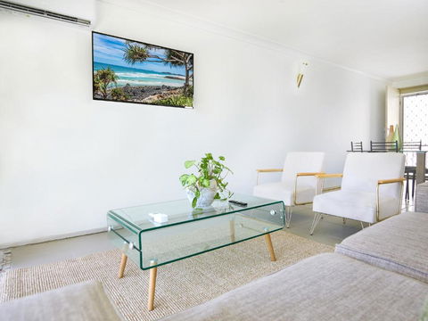 Affordable Accommodation In The Heart Of Surfers Paradise - Sunshine Coast Guide 1