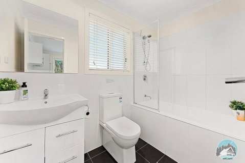 Aircabin - Oxley Park - Lovely & Comfy - 2 Beds - Sunshine Coast Guide 4