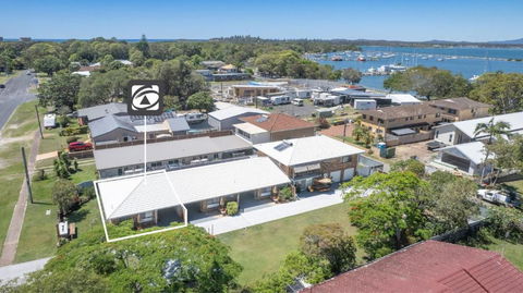 Akuli By The Sea Unit 4 - Sunshine Coast Guide 0