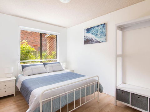 Akuna 3 Ground Floor Opposite Wallis Lake - Sunshine Coast Guide 3