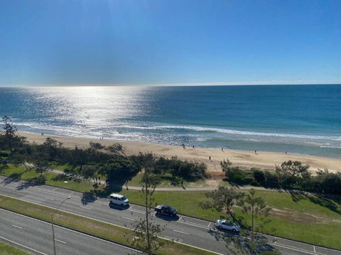 Alex Beachfront 3 Brm Apartment - 9th Floor - Sunshine Coast Guide 0