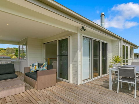 All Decked Out - Sunshine Coast Guide 3
