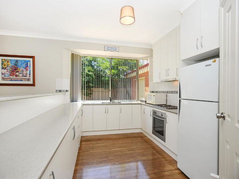 All Seasons Port Elliot Holiday House - Sunshine Coast Guide 3