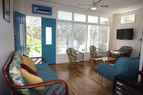All Serene - Sunshine Coast Guide 1