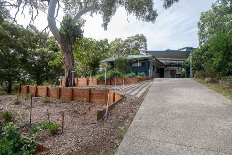 Allamanda Cottage - Close To Beach - Pet Friendly - Sunshine Coast Guide 1