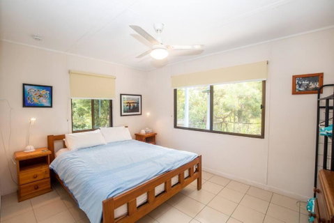 Allamanda Cottage - Close To Beach - Pet Friendly - Sunshine Coast Guide 3