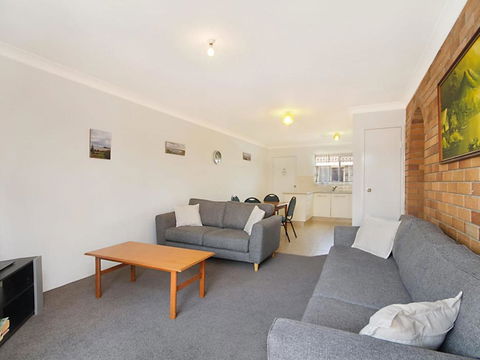 Allamanda Court Unit 6 - Sunshine Coast Guide 0