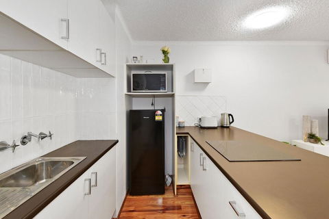 Allamanda Unit 22 - Sunshine Coast Guide 1