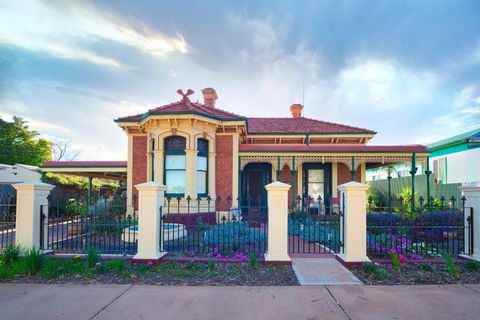 Allora House Kalgoorlie - Sunshine Coast Guide 0