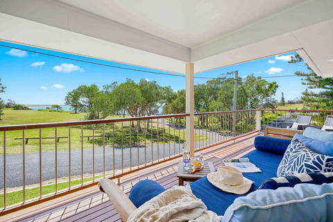 Allure By The Sea - Sunshine Coast Guide 3