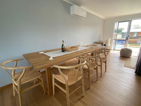 Alma Beach Haven - Sunshine Coast Guide 2