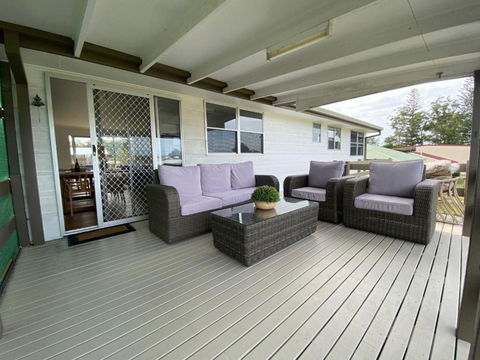 Alma Beach Haven - Sunshine Coast Guide 0