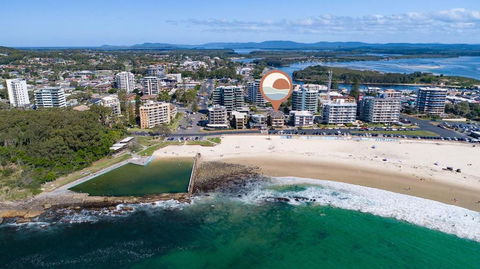 Aloha Beachside - Sunshine Coast Guide 2