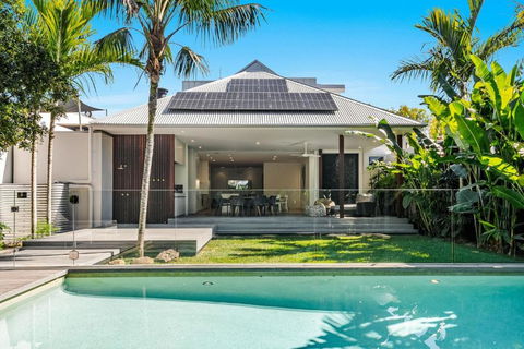 Alpha Luxe - Pure Luxury By Belle Escapes Byron Bay - Sunshine Coast Guide 1