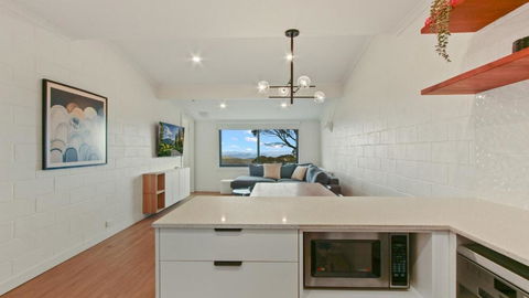 Alpine Heights 9 - Sunshine Coast Guide 3