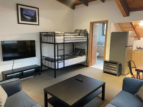 Alpine Retreat Mt Buller - Sunshine Coast Guide 3