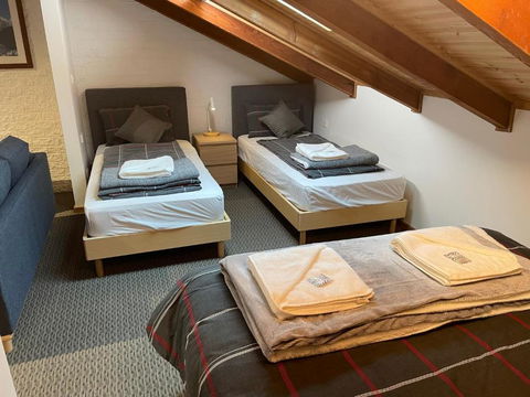 Alpine Retreat Mt Buller - Sunshine Coast Guide 1